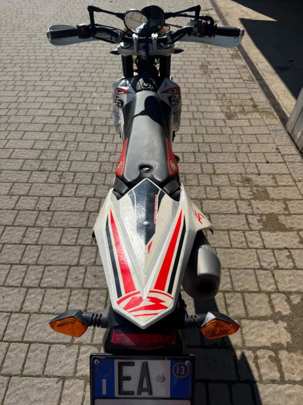 Betamotor RR 125 4T Motard LC (2010 - 17) (11)