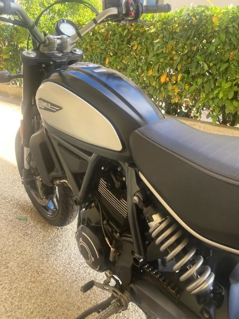 Ducati Scrambler 800 Icon Dark (2021 - 22) (6)