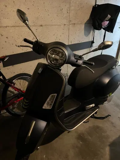 Vespa GTS 300 Supertech Hpe (2021 - 22) usata