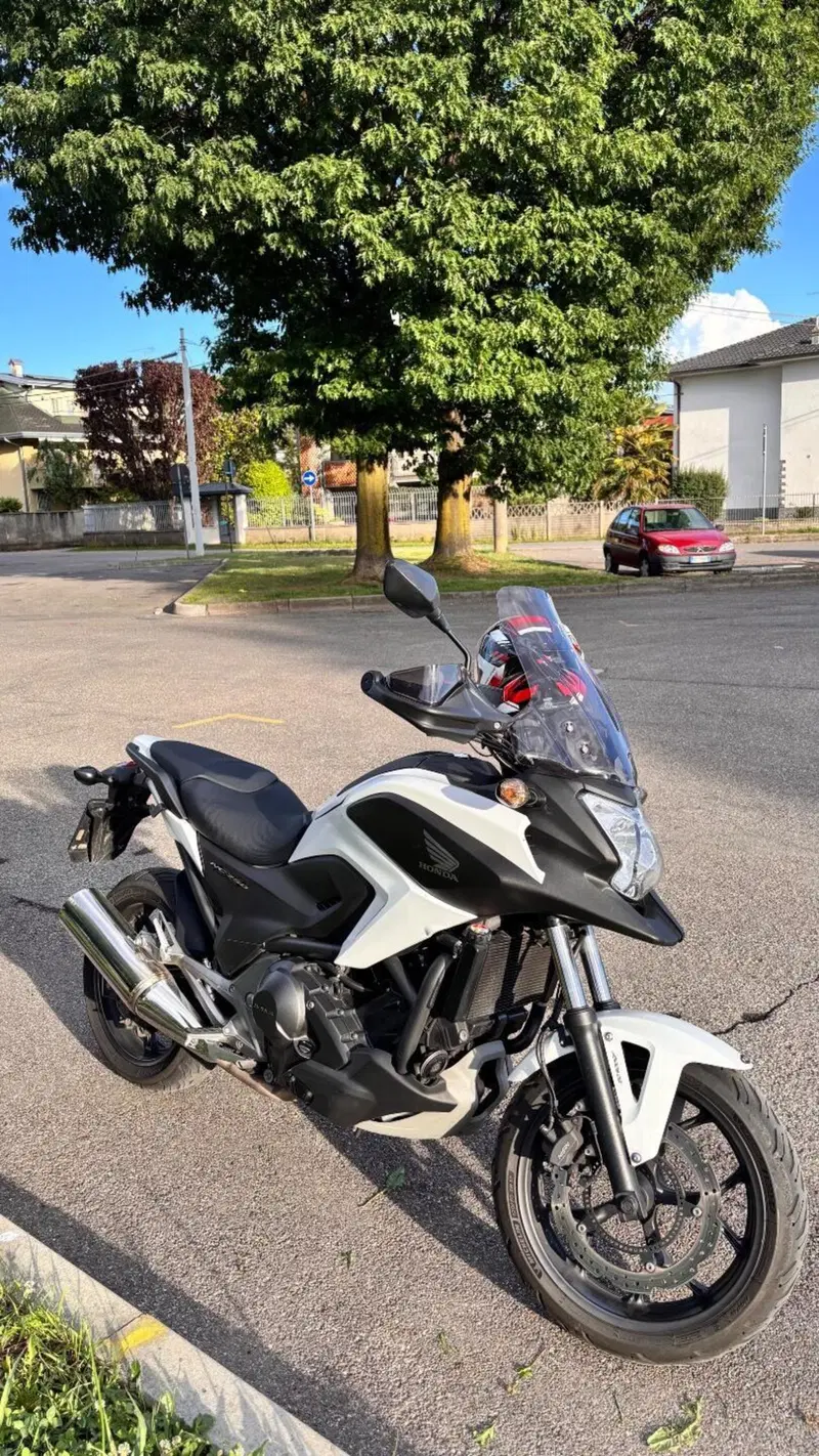 Honda NC 750 X DCT ABS (2014 - 15) (2)