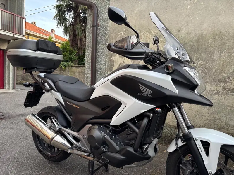 Honda NC 750 X DCT ABS (2014 - 15) (3)