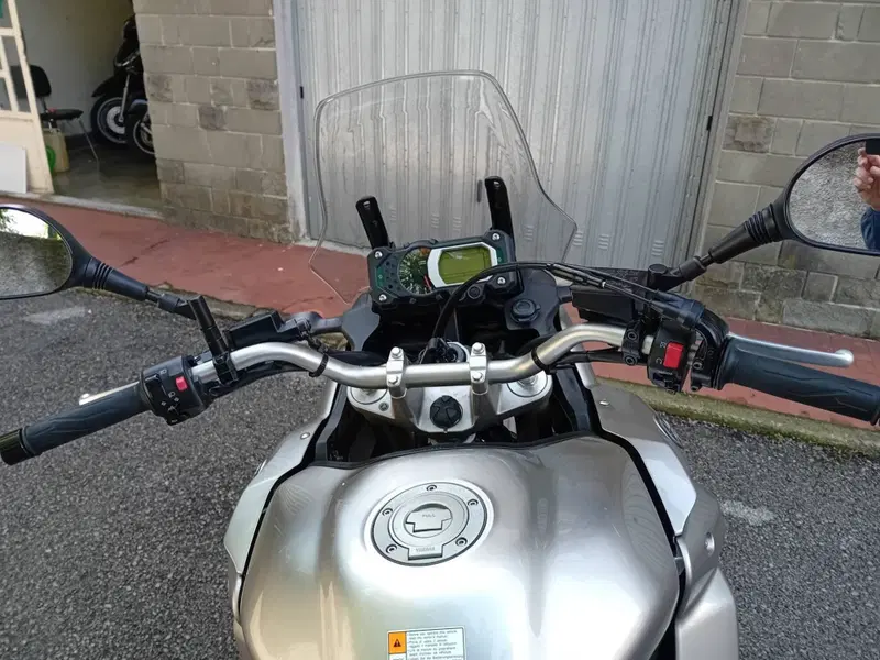 Yamaha XT1200Z Super Ténéré First Edition (2010 - 11) (5)