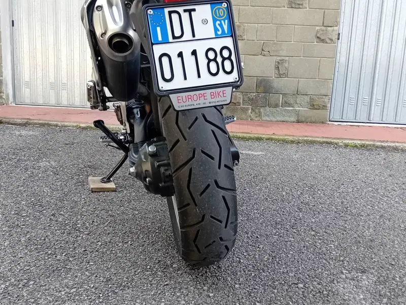Yamaha XT1200Z Super Ténéré First Edition (2010 - 11) (7)