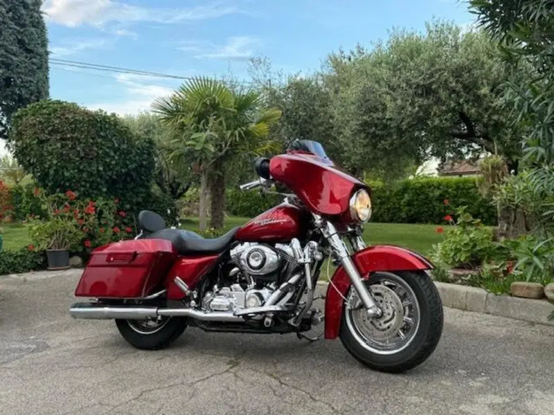 Harley-Davidson 1584 Street Glide (2007) - FLHX