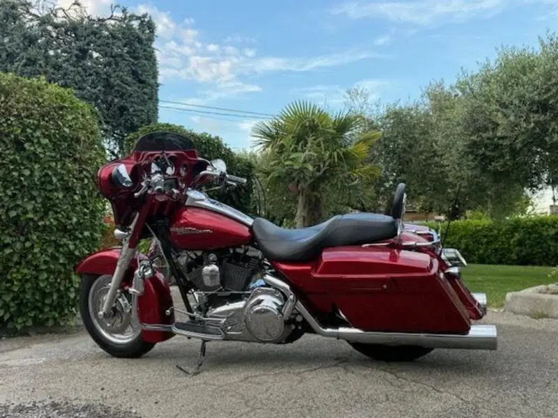 Harley-Davidson 1584 Street Glide (2007) - FLHX (18)