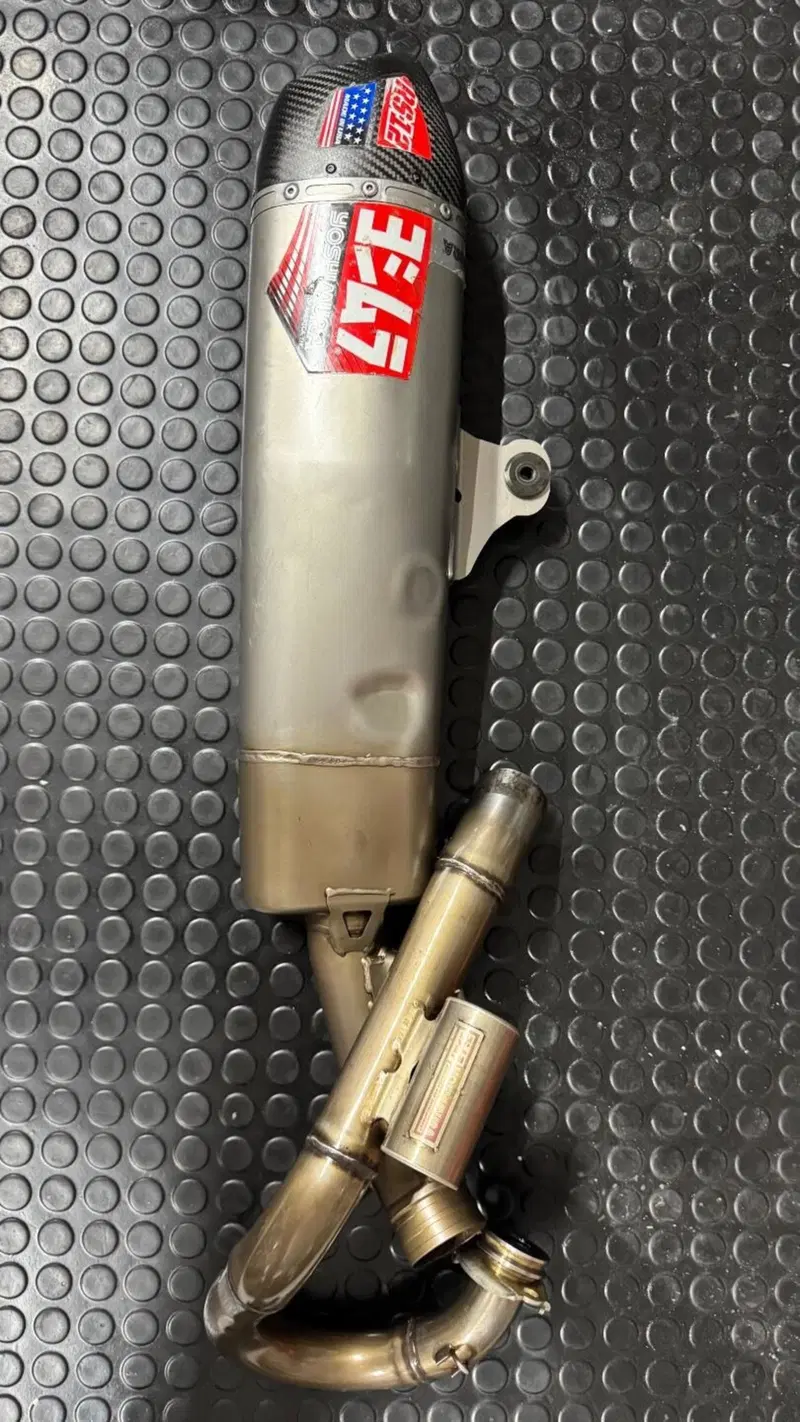 Marmitta Yoshimura titanio Honda Crf 250