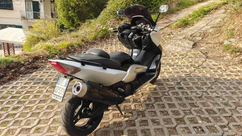 Yamaha T-Max 500 (2008 - 12) (7)
