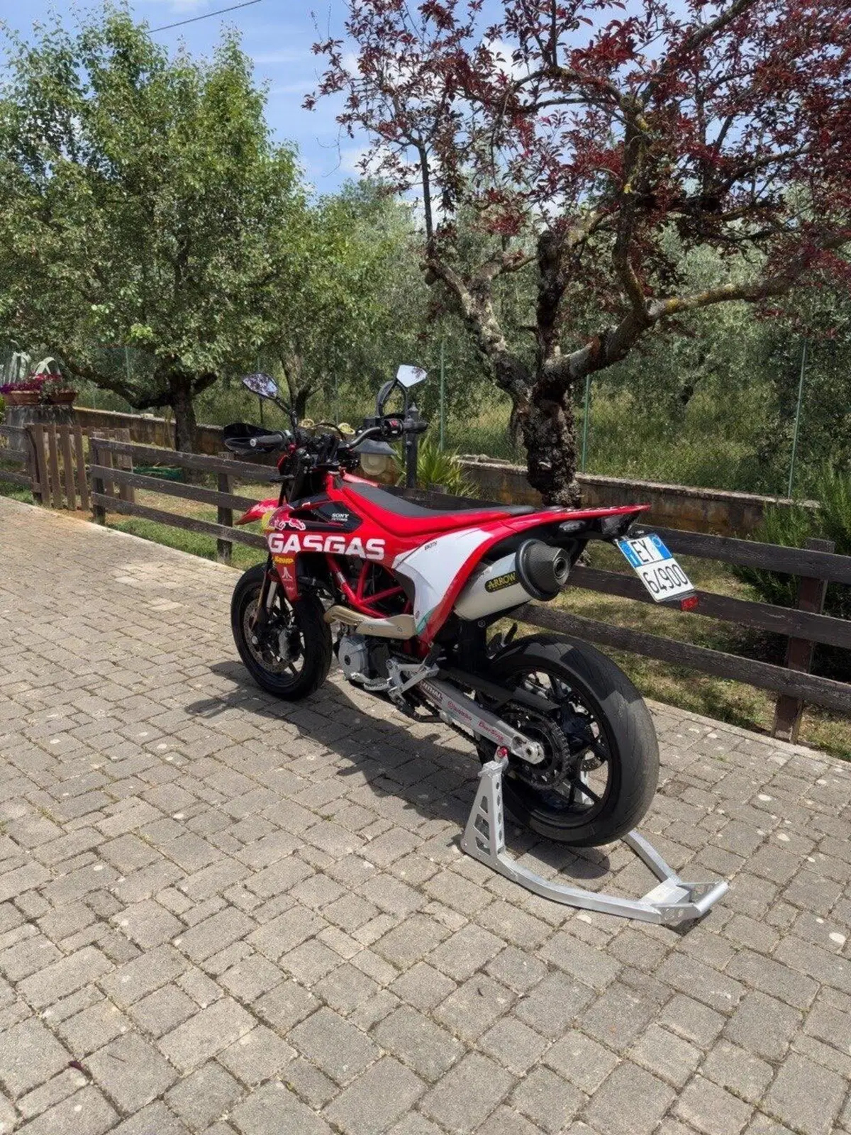 GASGAS SM 700 (2022 - 26) (2)
