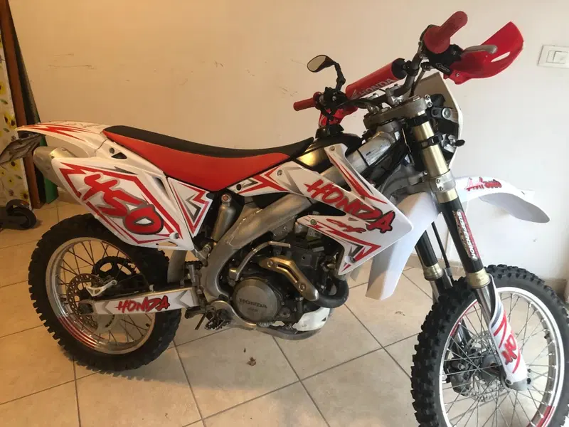 Honda CRF 450R (2006) (4)