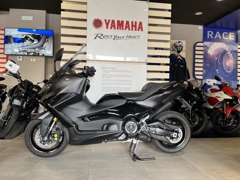 Yamaha T-Max 560 Tech Max (2022 - 24) (6)