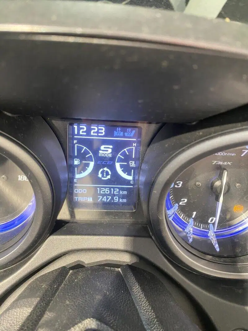 Yamaha T-Max 560 (2020 - 21) (7)
