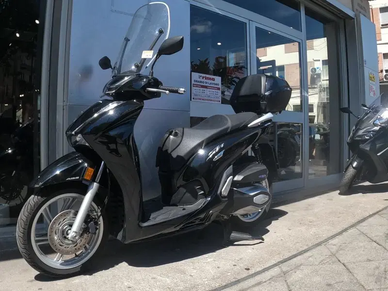 Honda SH 350 (2021 - 24) (5)
