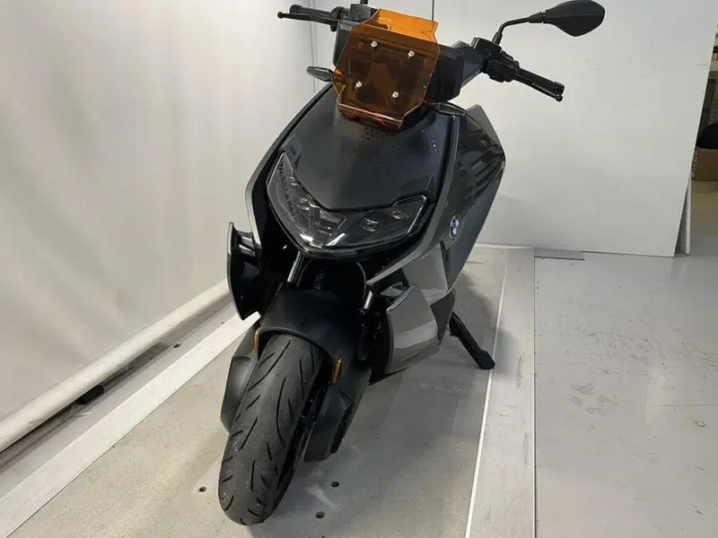 Bmw CE 04 (2021 - 25) (5)