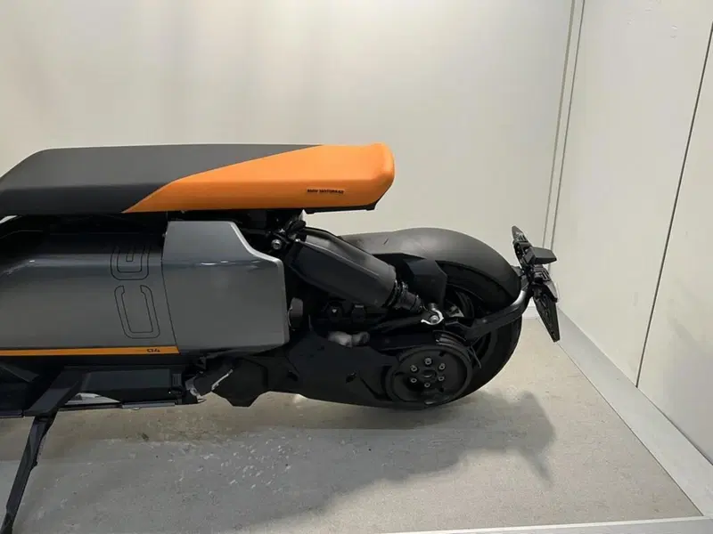Bmw CE 04 (2021 - 25) (2)
