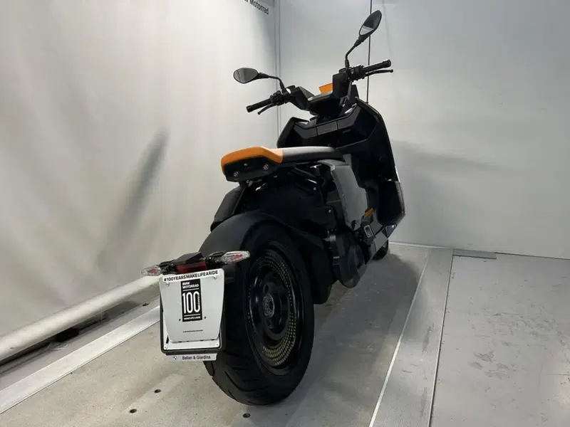 Bmw CE 04 (2021 - 25) (12)