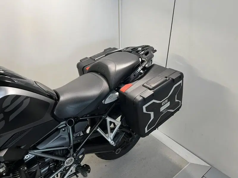 Bmw R 1250 GS (2021 - 24) (2)