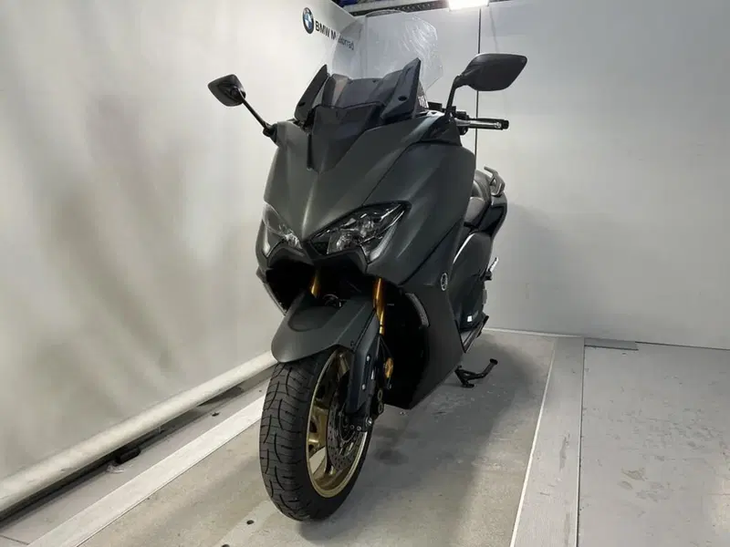 Yamaha T-Max 560 Tech Max (2021) (5)