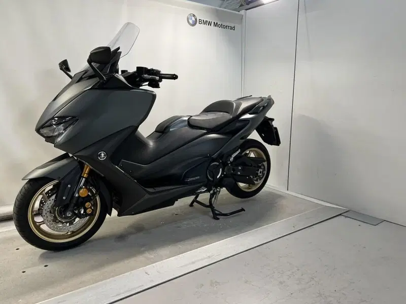 Yamaha T-Max 560 Tech Max (2021) (3)