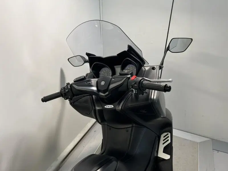 Yamaha T-Max 560 Tech Max (2021) (9)