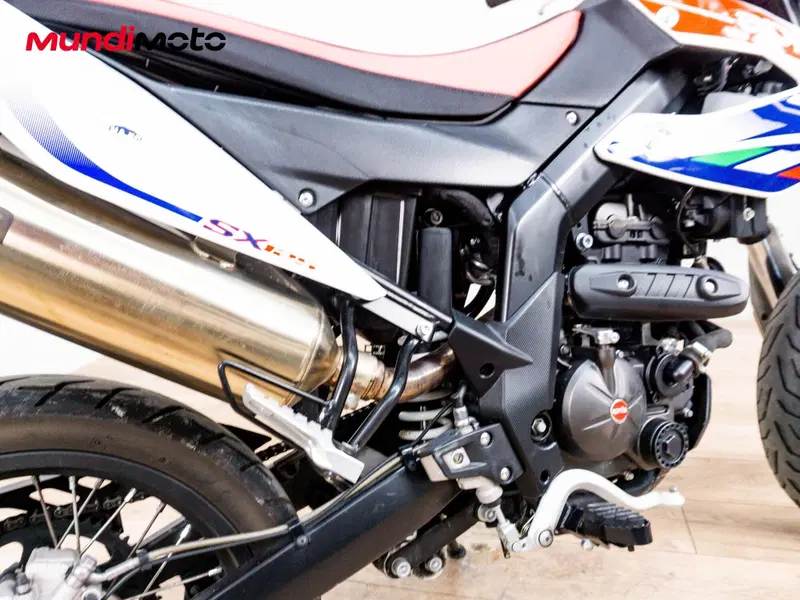 Aprilia SX 125 (2018 - 20) (4)