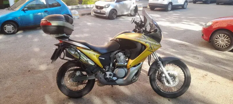 Honda Transalp XL 700 V ABS (2007 - 2013) (2)