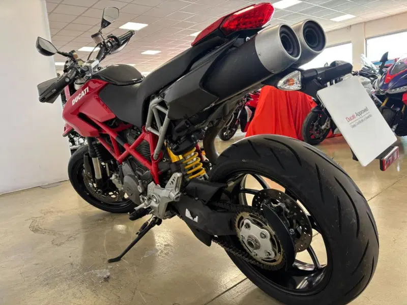 Ducati Hypermotard 1100 EVO (2010 - 12) (7)