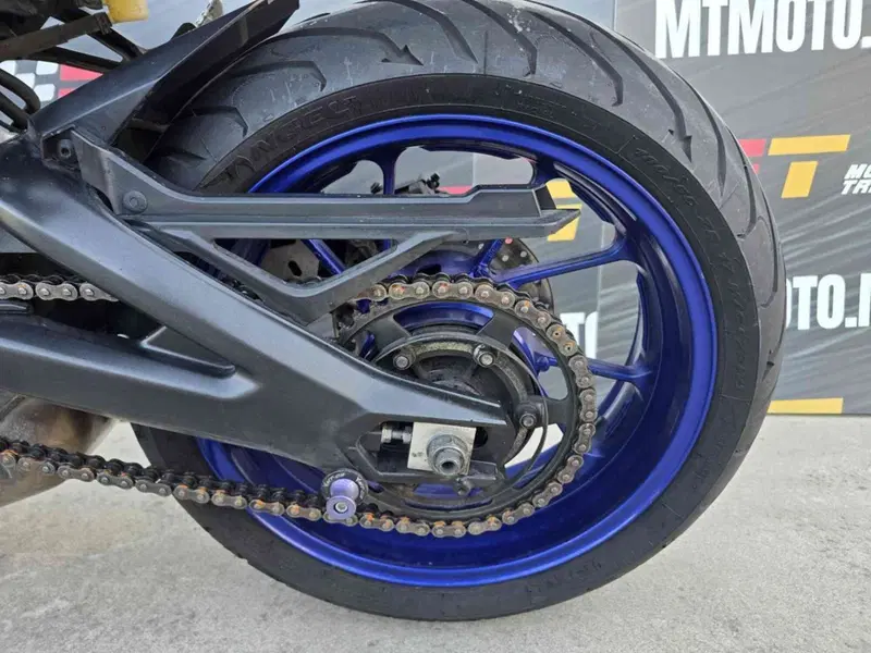 Yamaha MT-09 (2017 - 20) (8)