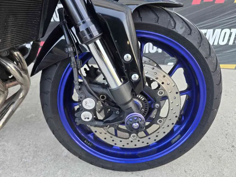 Yamaha MT-09 (2017 - 20) (12)
