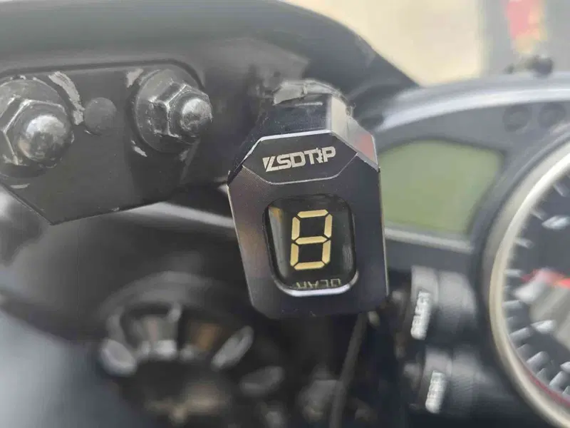 Yamaha YZF R6 (2008 - 09) (31)