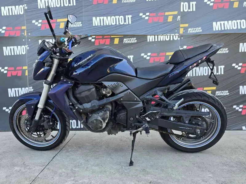 Kawasaki Z 750 (2007 - 14) (2)