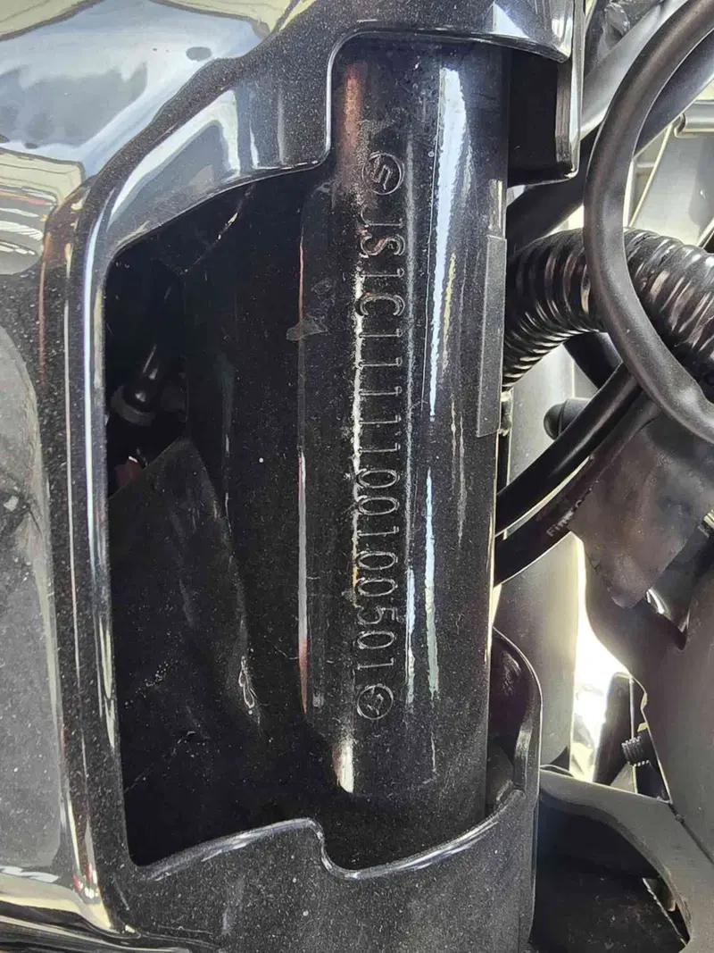 Suzuki Intruder C 1500 T (2013 - 16) (23)