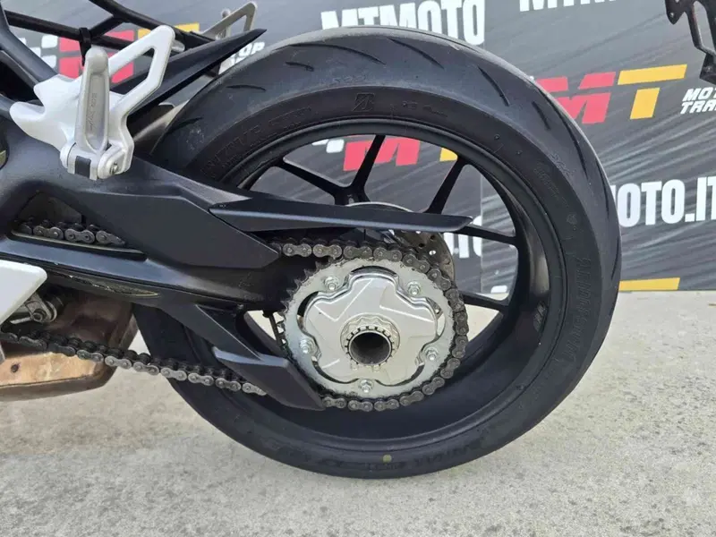 MV Agusta Brutale 800 (2012 - 15) (10)