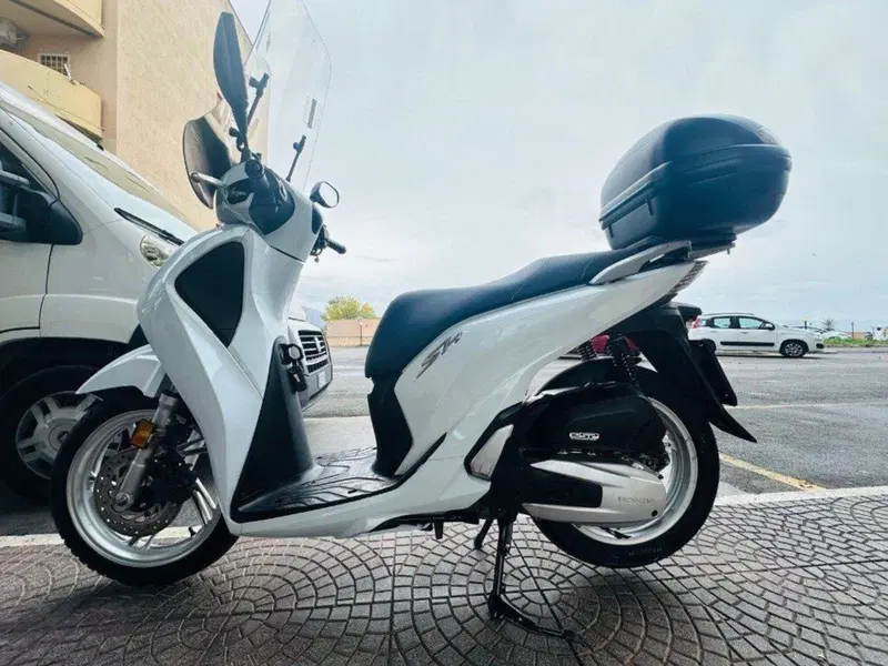 Honda SH 150i (2017 - 19) (9)