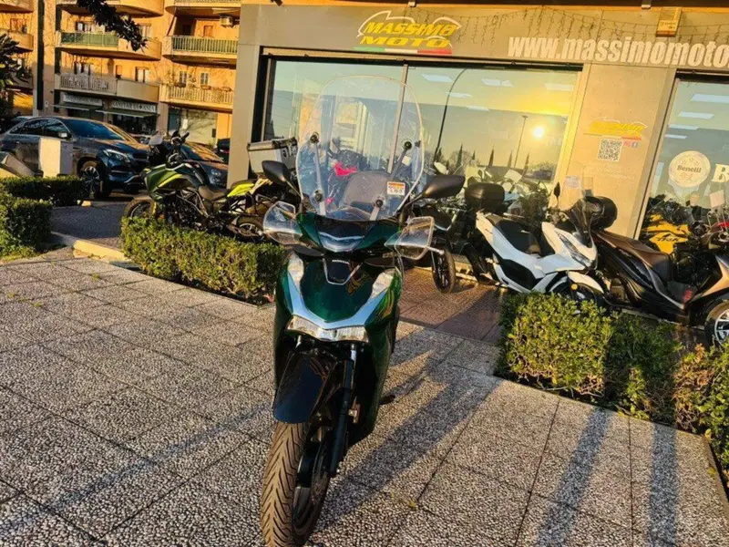 Honda SH 150i Vetro (2024 - 25) (9)