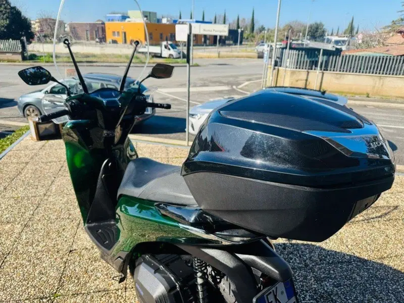Honda SH 150i Vetro (2024 - 25) (9)