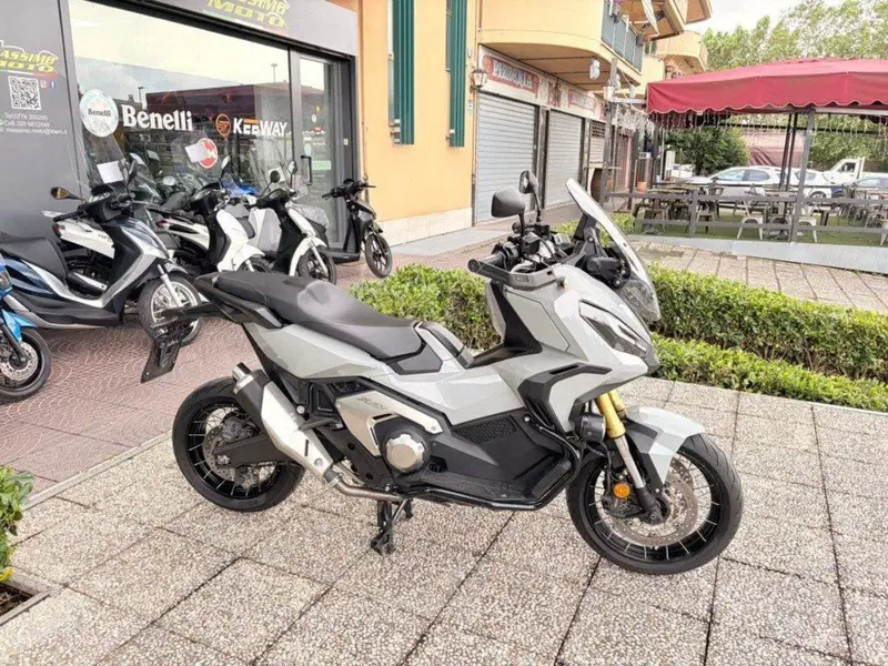 Honda X-ADV 750 DCT (2021 - 24) (7)