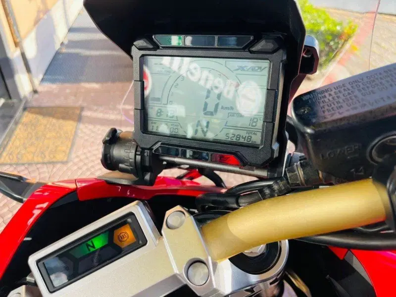 Honda X-ADV 750 (2017) (3)