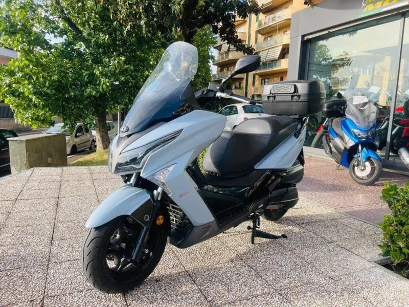 Kymco X-Town 300i (2021 - 24) (5)