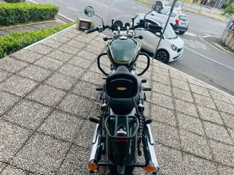 Royal Enfield Super Meteor 650 (2023 - 26) (5)