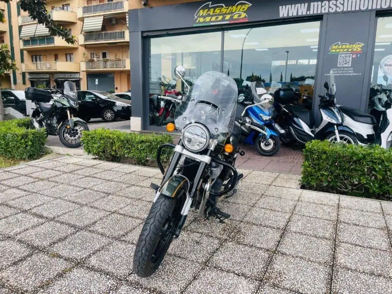 Royal Enfield Super Meteor 650 (2023 - 26) (7)