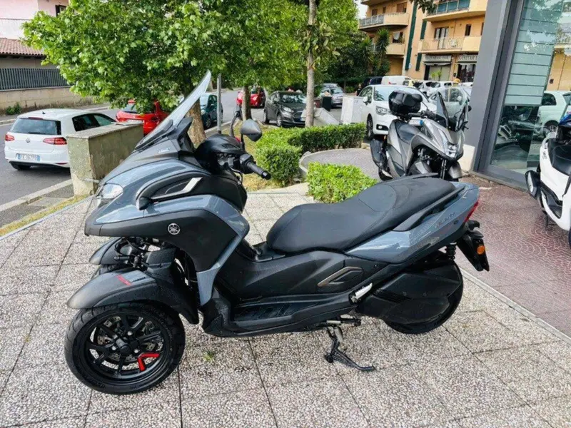 Yamaha Tricity 300 (2021 - 24) (11)