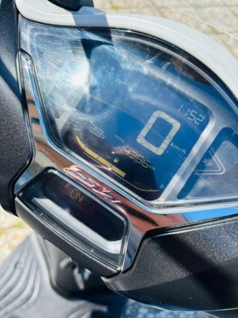 Honda SH 150i (2024 - 25) (6)