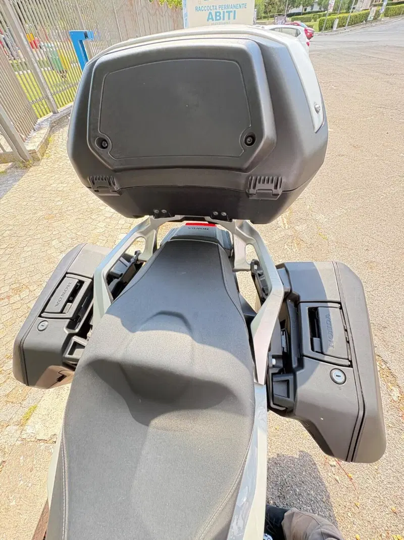 Honda X-ADV 750 DCT Gravel (2021 - 24) (14)