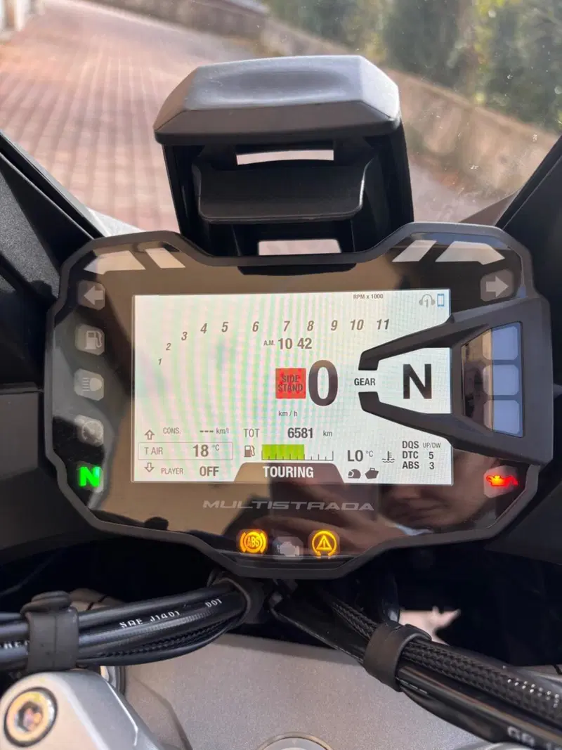 Ducati Multistrada V2 (2022 - 24) (4)