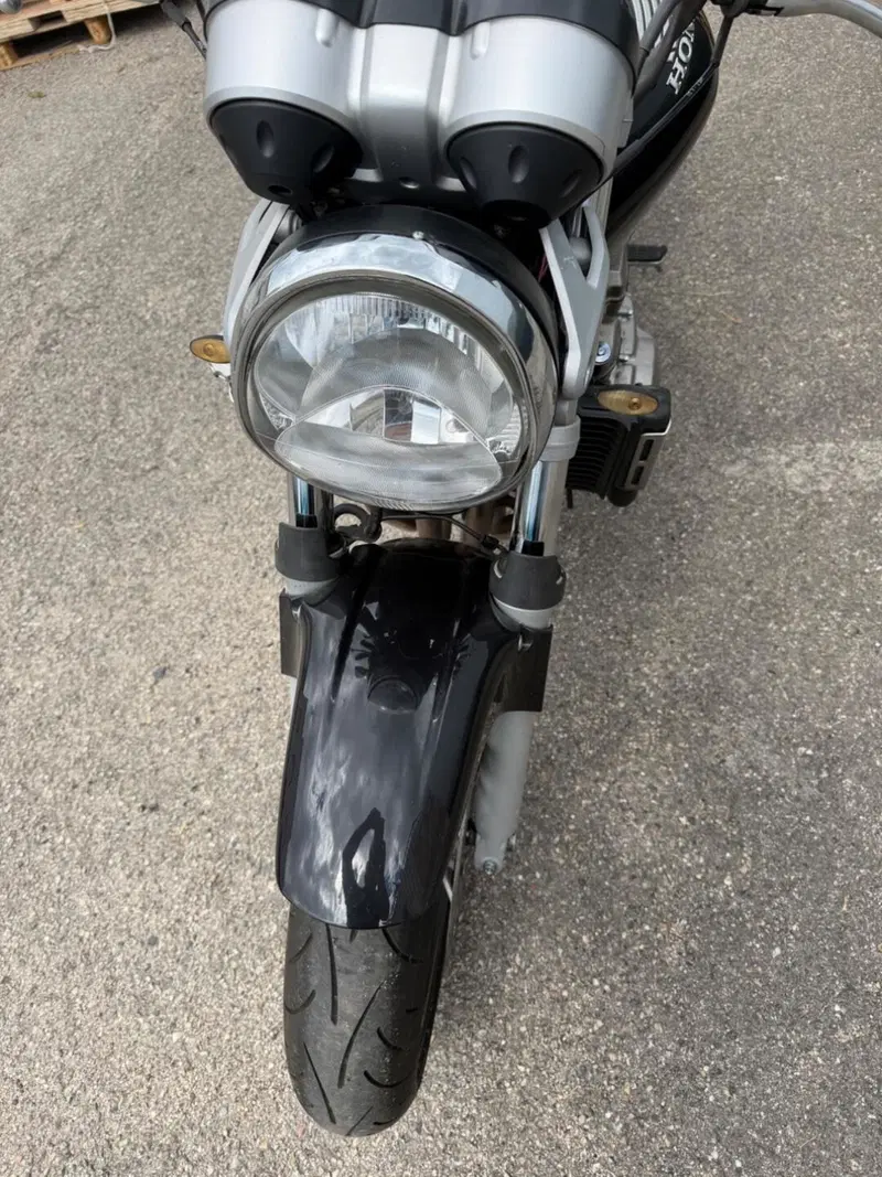 Honda Hornet 600 (2003 - 04) (3)