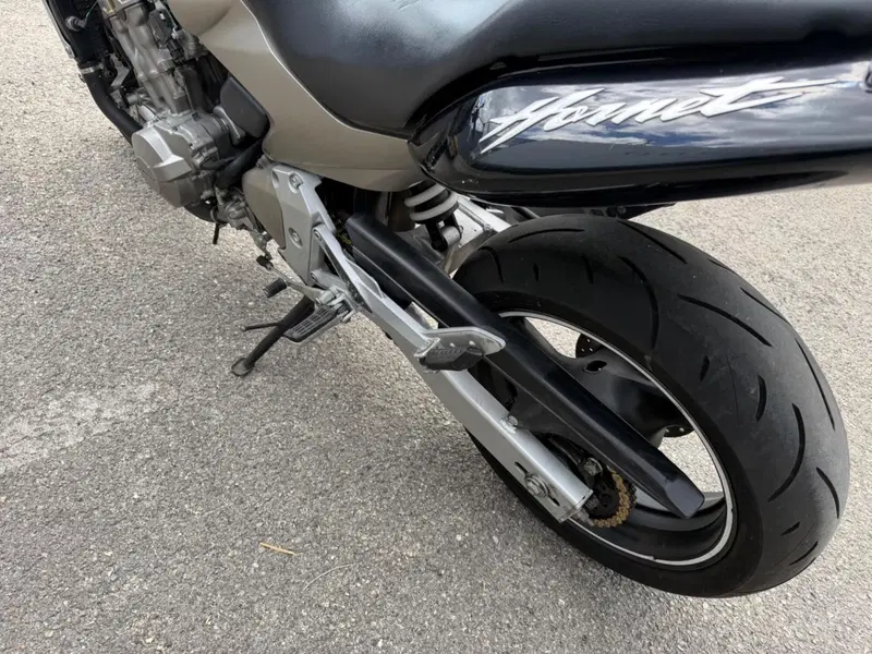 Honda Hornet 600 (2003 - 04) (5)