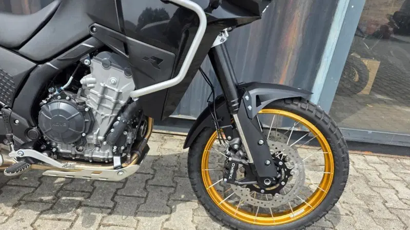 Kove 800X Pro (2024 - 25) (8)