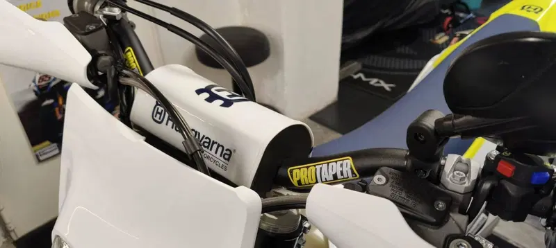 Husqvarna TE 300i (2023) (13)