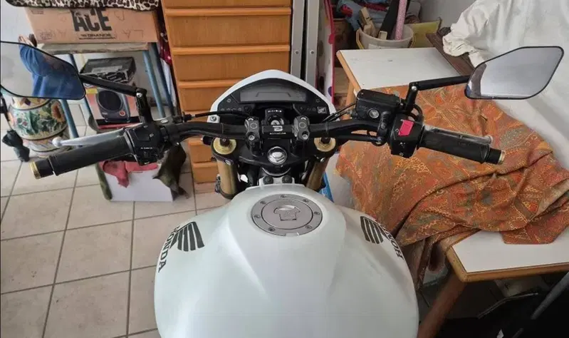 Honda Hornet 600 (2011 - 13) (3)