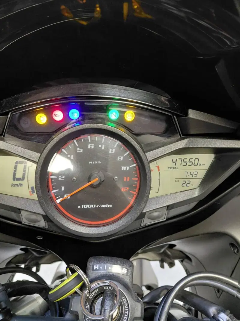 Honda VFR 1200 F DCT ABS (2010 - 16) (5)